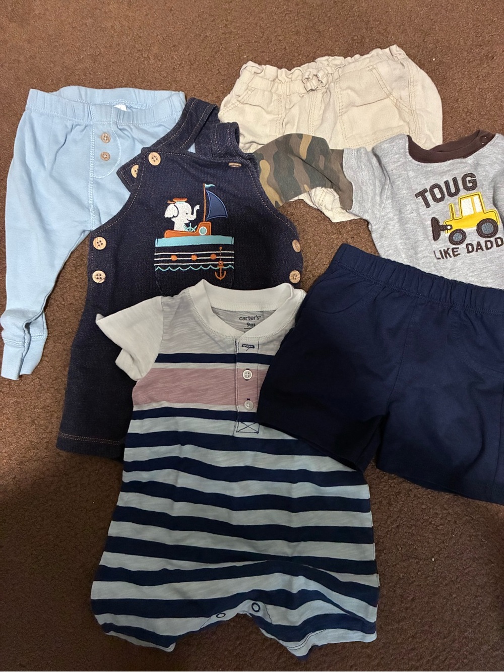 Boys 9 month lot carters and Pekkle